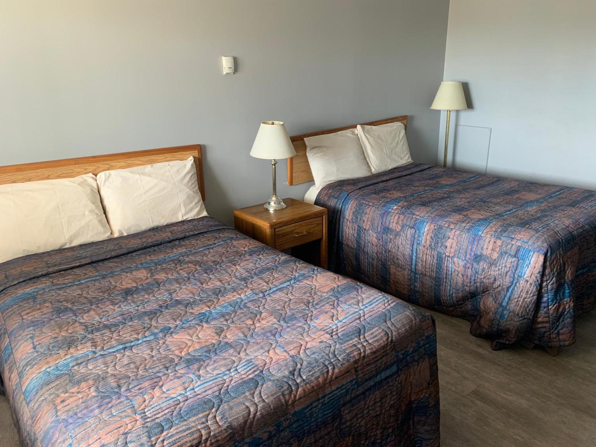 Vegreville Wild Rose Inn מראה חיצוני תמונה